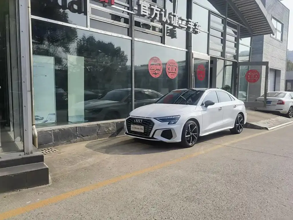 Audi A3 A3 2022 A3L Limousine 35 TFSI Fashionable Sports — photo 1