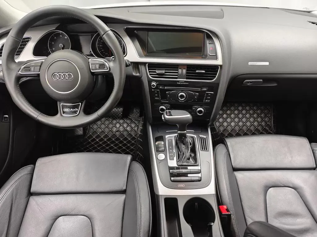 Audi A5 (imported) A5 (imported) 2016 Coupe 45 TFSI Comfort — Ver foto 4