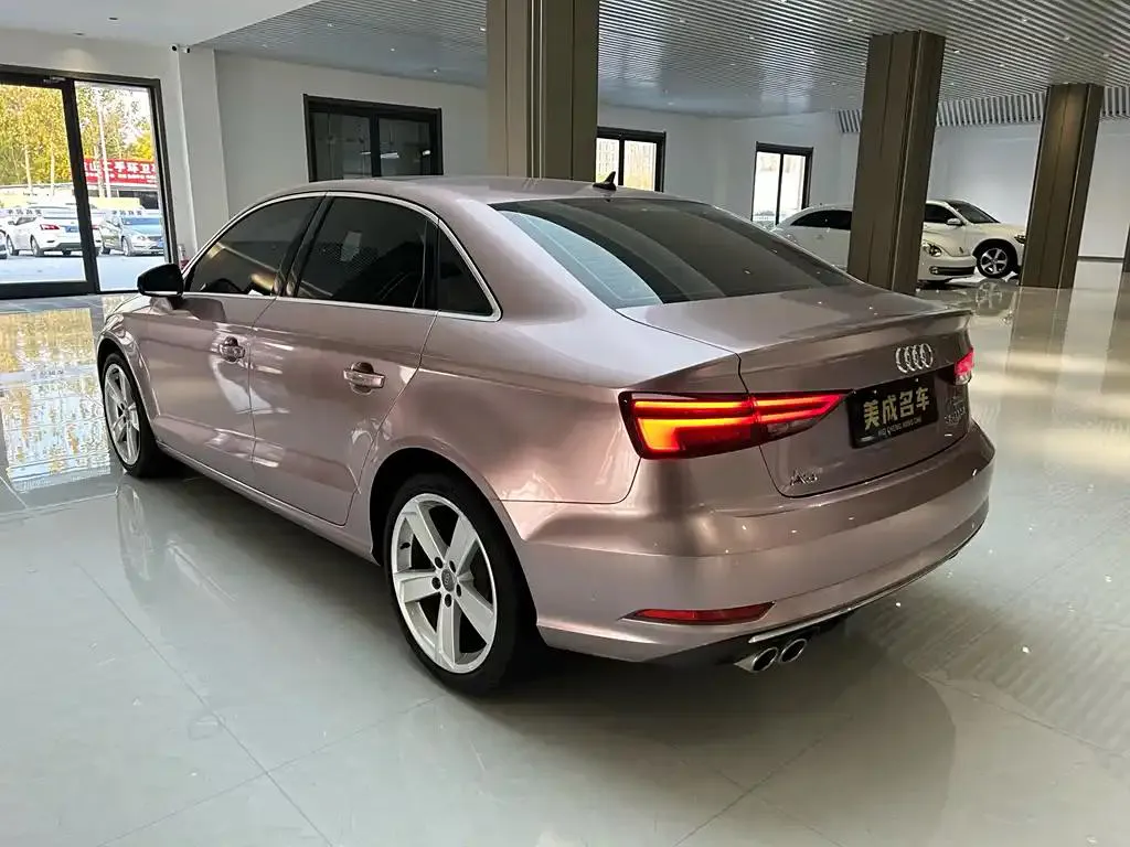 Audi A3 A3 2019 Limousine 35 TFSI Fashion Edition National V — Ver foto 6