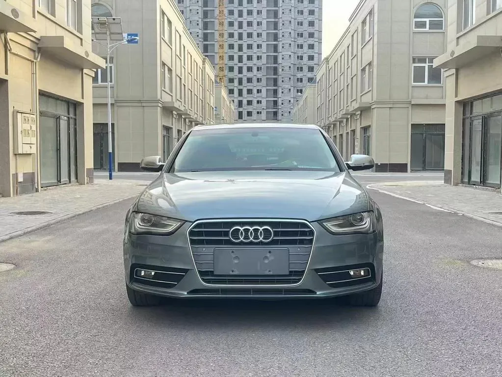 Audi A4L A4L 2015 35 TFSI Automatic Comfort — View photo 2