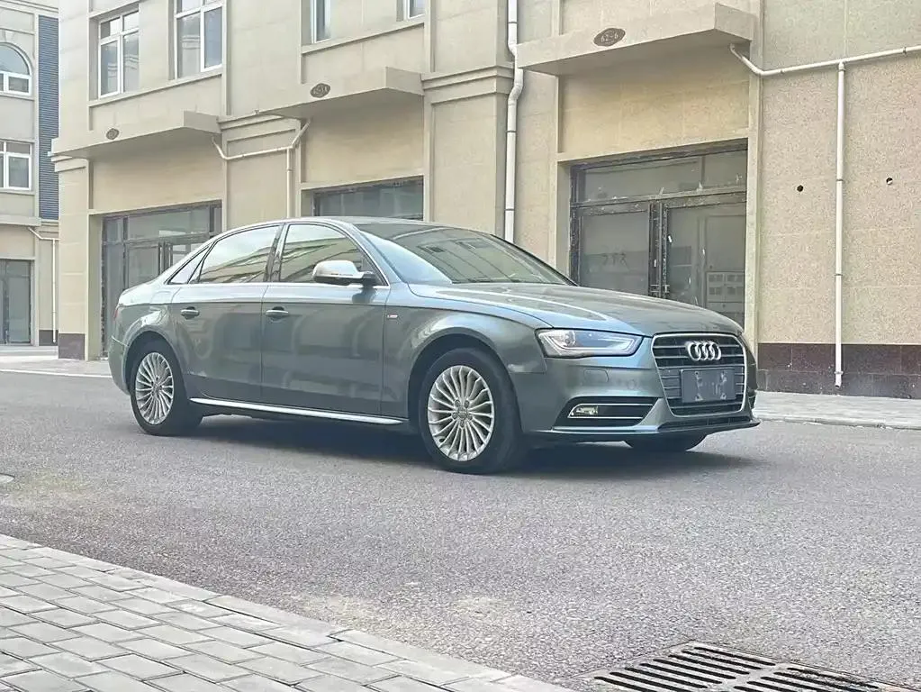 Audi A4L A4L 2015 35 TFSI Automatic Comfort — View photo 3