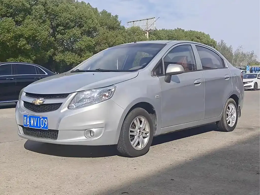 Chevrolet Sail Sail 2010 Sedan 1.4L AMT Premium Edition — photo 1