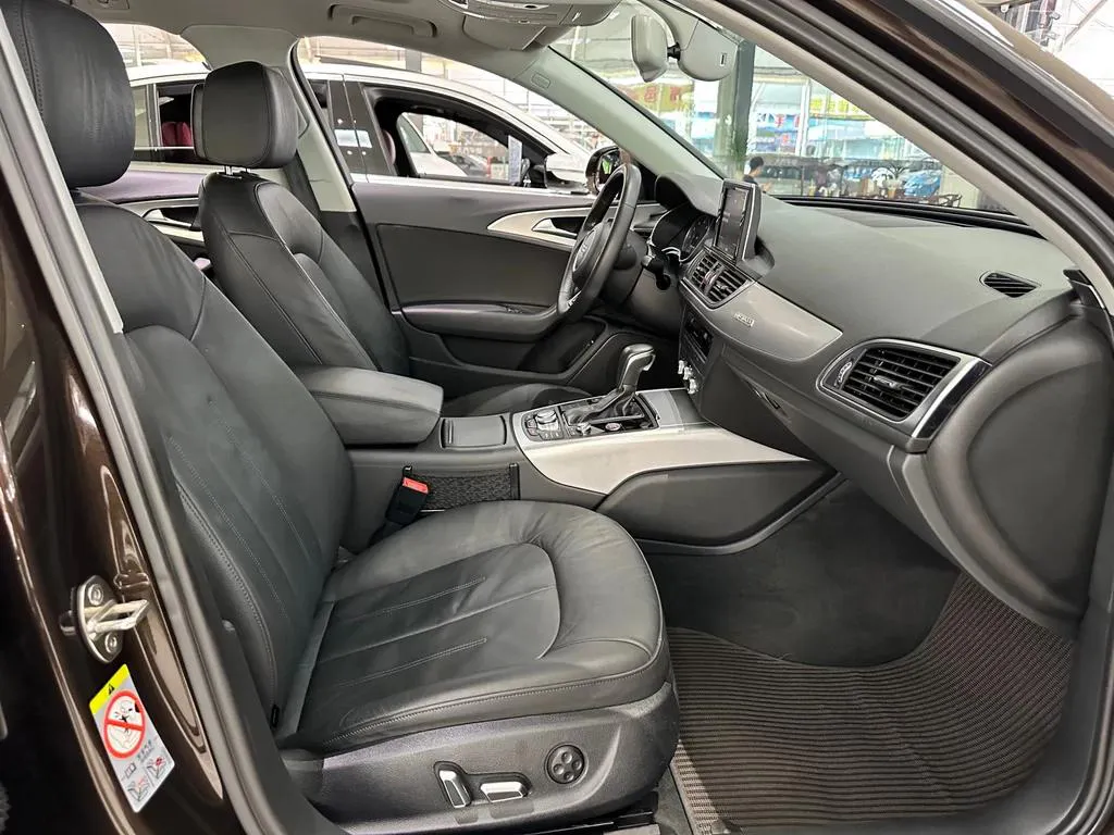 Audi A6 A6 2017 3.0T allroad quattro — Voir la photo 6