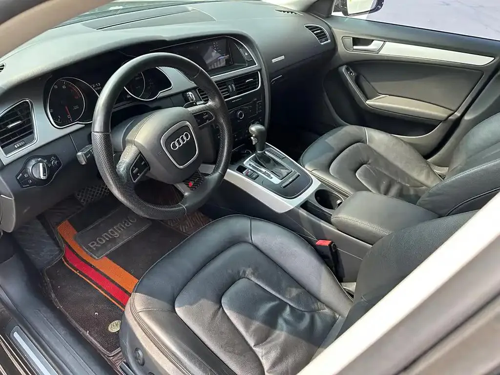Audi A5 (imported) A5 (imported) 2010 2.0TFSI Sportback Comfort Edition — عرض الصورة 5