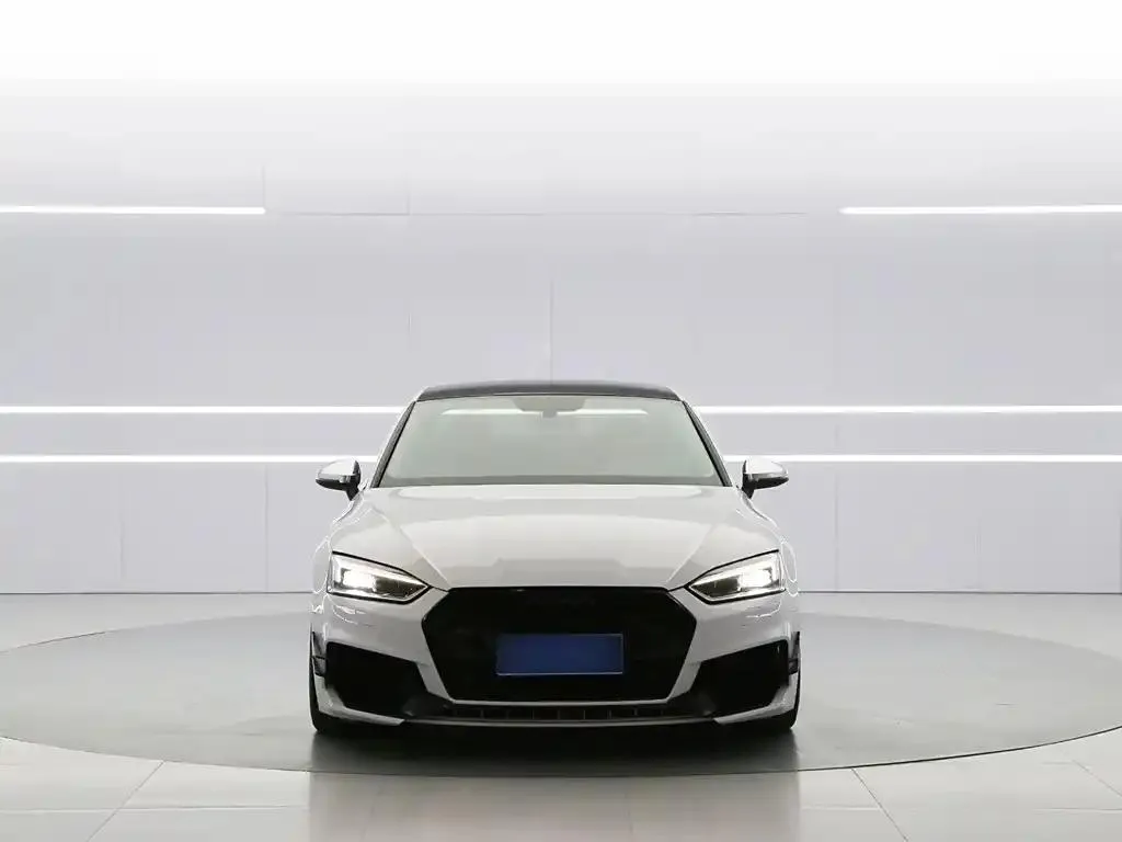 Audi A5 (imported) A5 (imported) 2017 Coupe 45 TFSI quattro Sports — Voir la photo 2