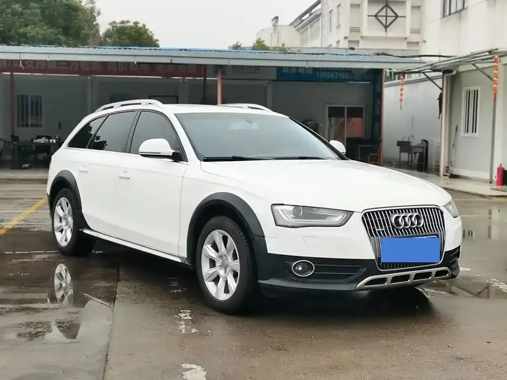 Audi A4 (imported) A4 (imported) 2013 40 TFSI allroad quattro comfort version — View photo 2