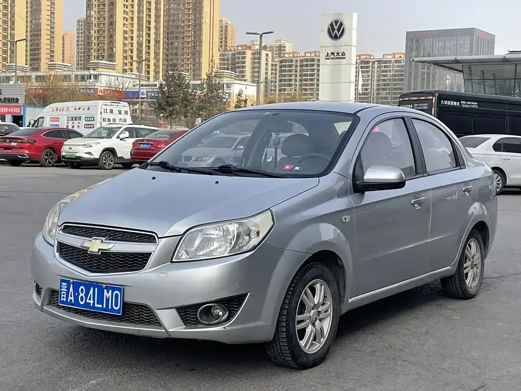 Chevrolet Chevrolet LOVA — Серебристо-серый