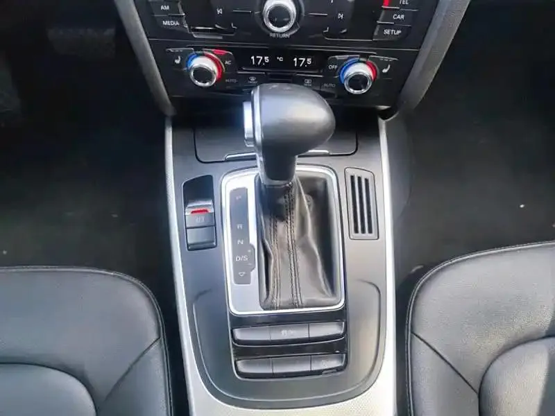 Audi A4 (imported) A4 (imported) 2013 40 TFSI allroad quattro luxury model — Ver foto 5