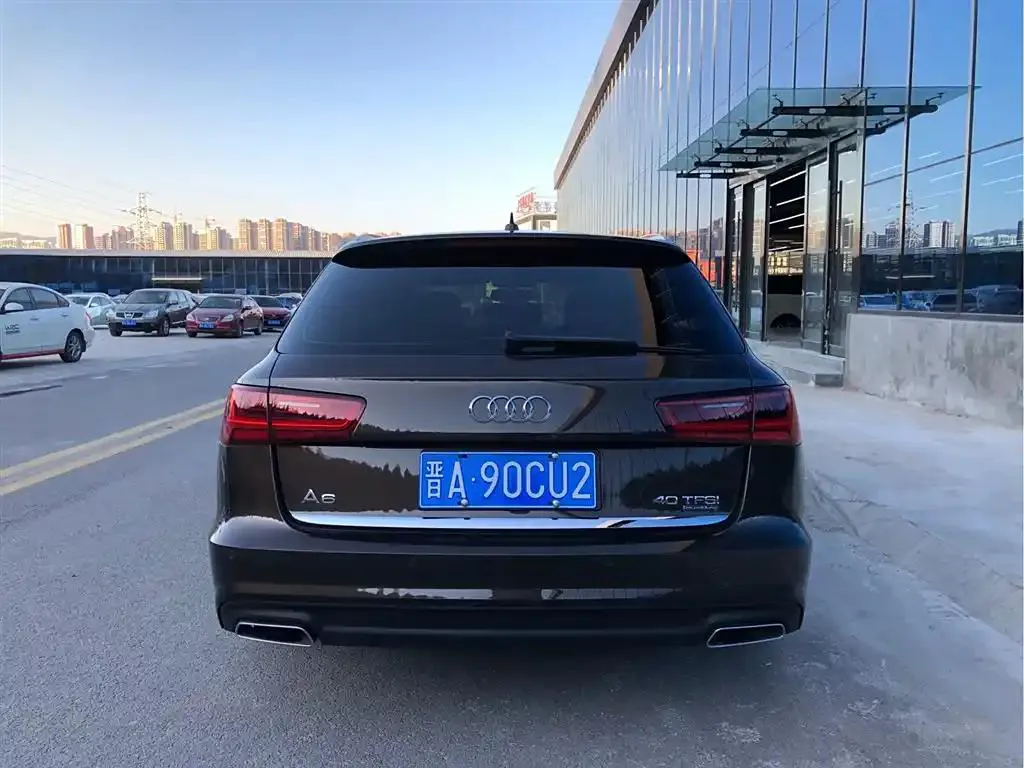 Audi A6 A6 2017 Avant 35 TFSI Fashion Edition — Voir la photo 4