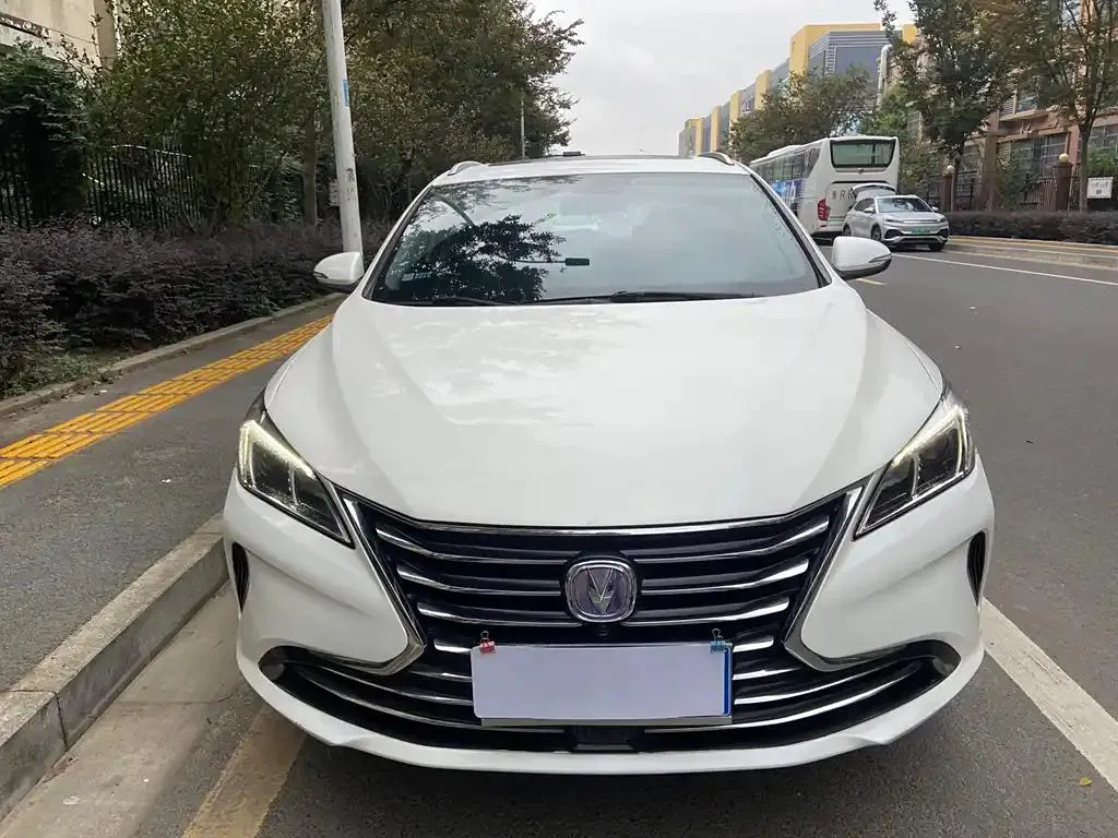 Changan Eado XT Eado XT 2018 1.6L GDI Automatic Trendy National V — photo 1