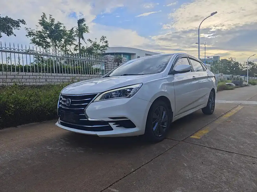Changan Eado DT Eado DT 2018 1.6L Manual Smart Edition — photo 1