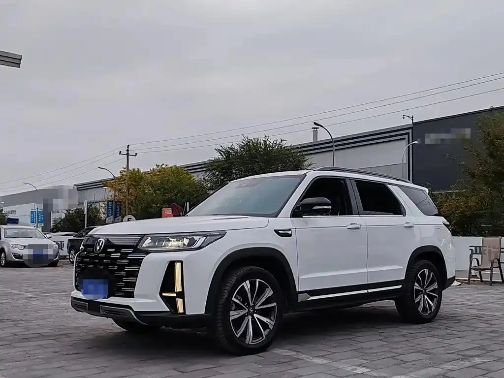 Changan CS95 CS95 2023 2.0T 4WD Premium PLUS — photo 1