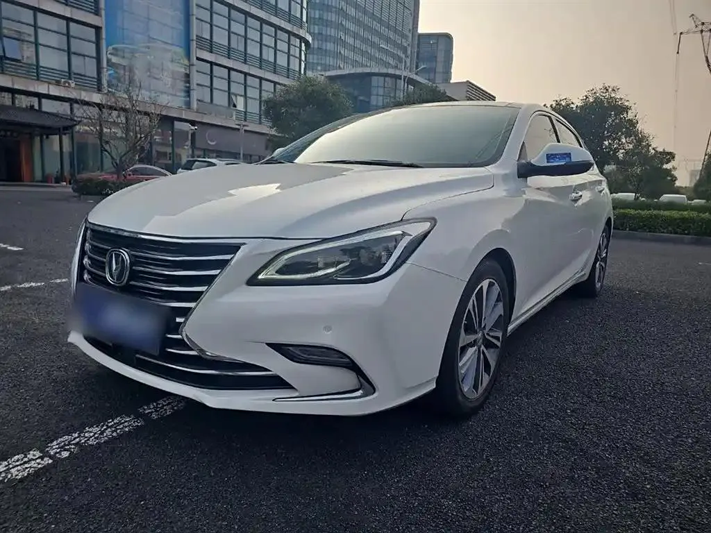 Changan Raeton CC Raeton CC 2018 1.5T Automatic Elegant National V — photo 1
