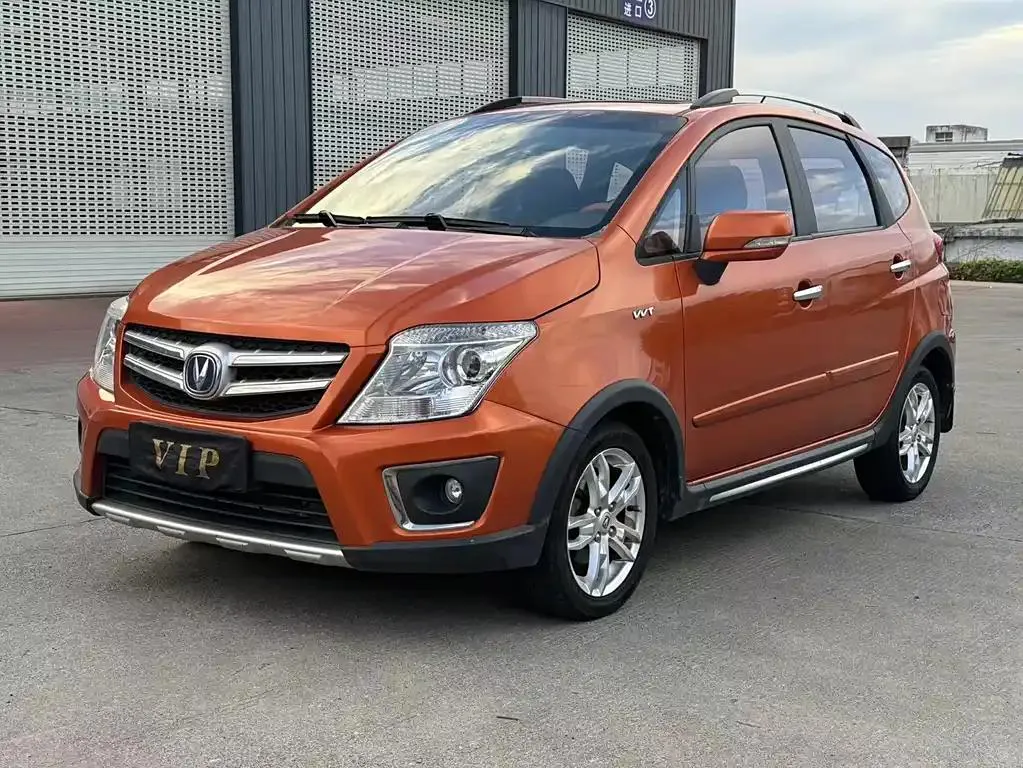 Changan CX20 CX20 2014 1.4L Manual Sunroof Navigation Version National V — photo 1