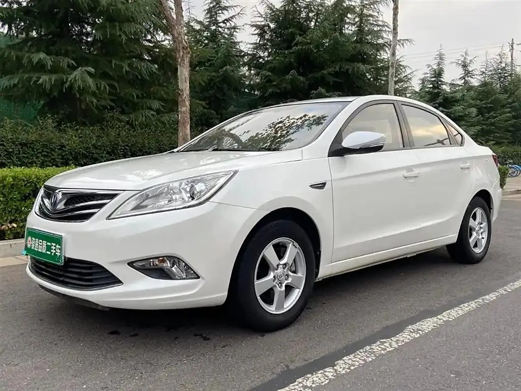 Changan Eado Eado 2015 1.6L Manual Elite National V — photo 1