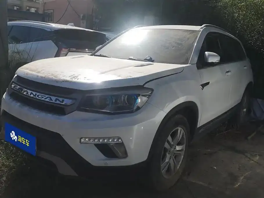 Changan CS75 CS75 2016 1.5T Manual Dynamic Edition — photo 1