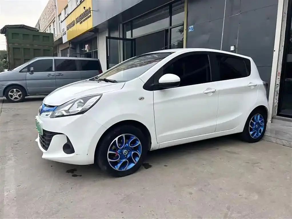 Changan BenBen EV BenBen EV 2019 facelift EV360 standard model — photo 1