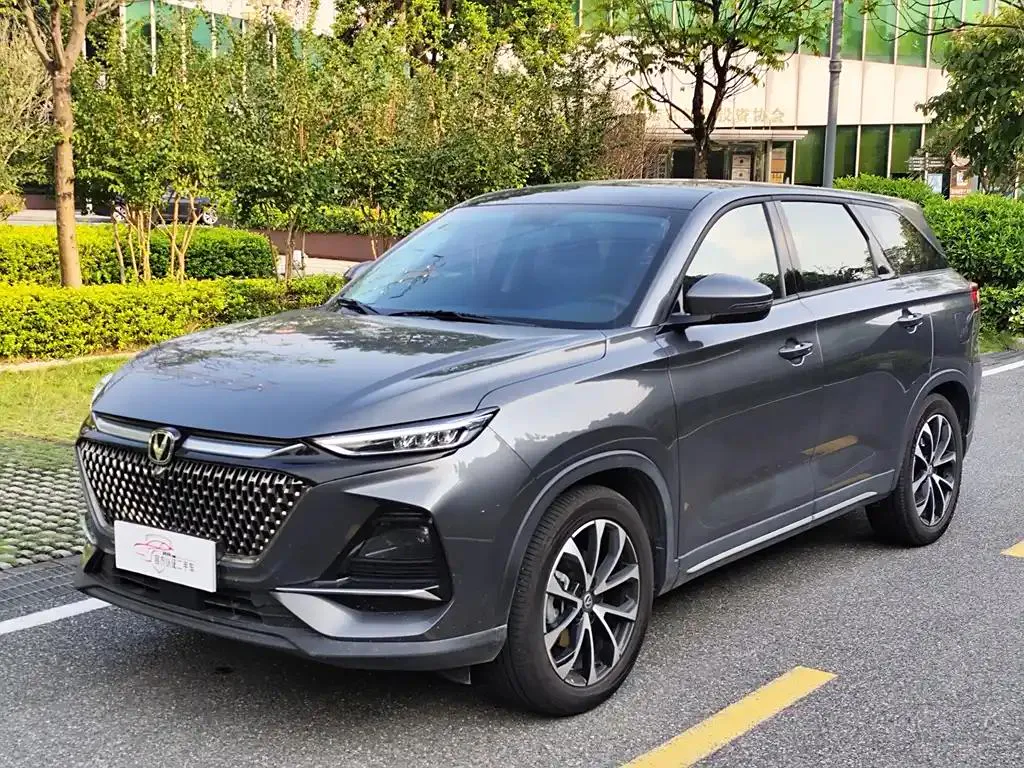 Changan Changan X7 PLUS — Серебристо-серый