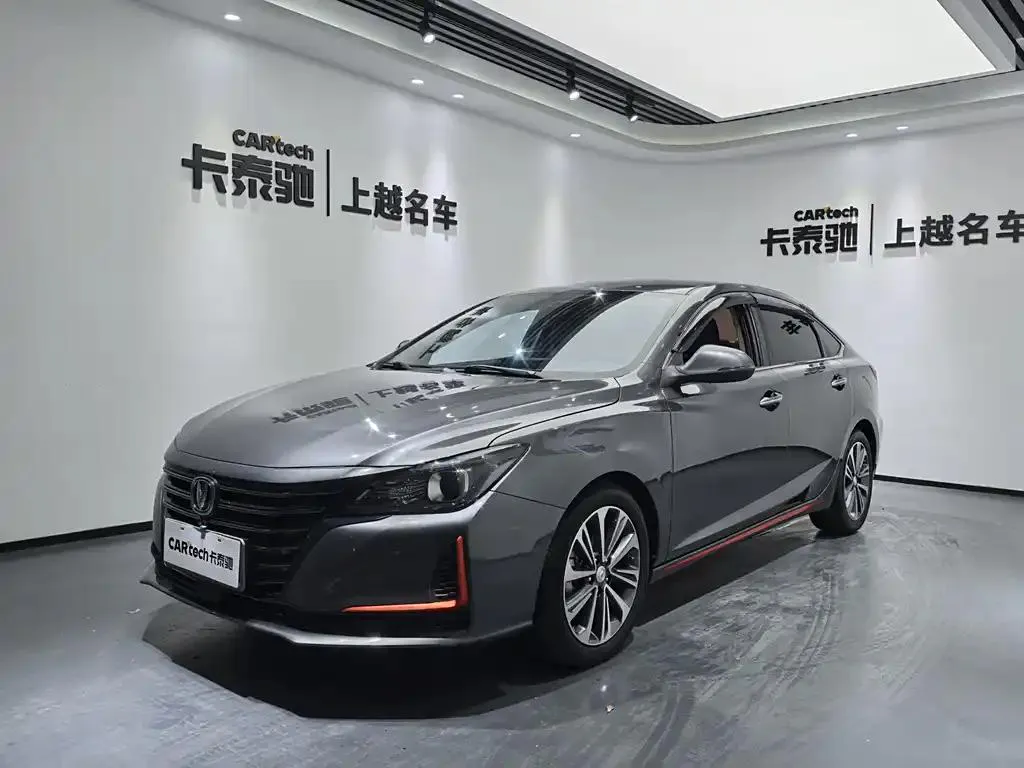 Changan Raeton CC Raeton CC 2021 Blue Whale Edition 1.5T DCT Luxury Model — photo 1