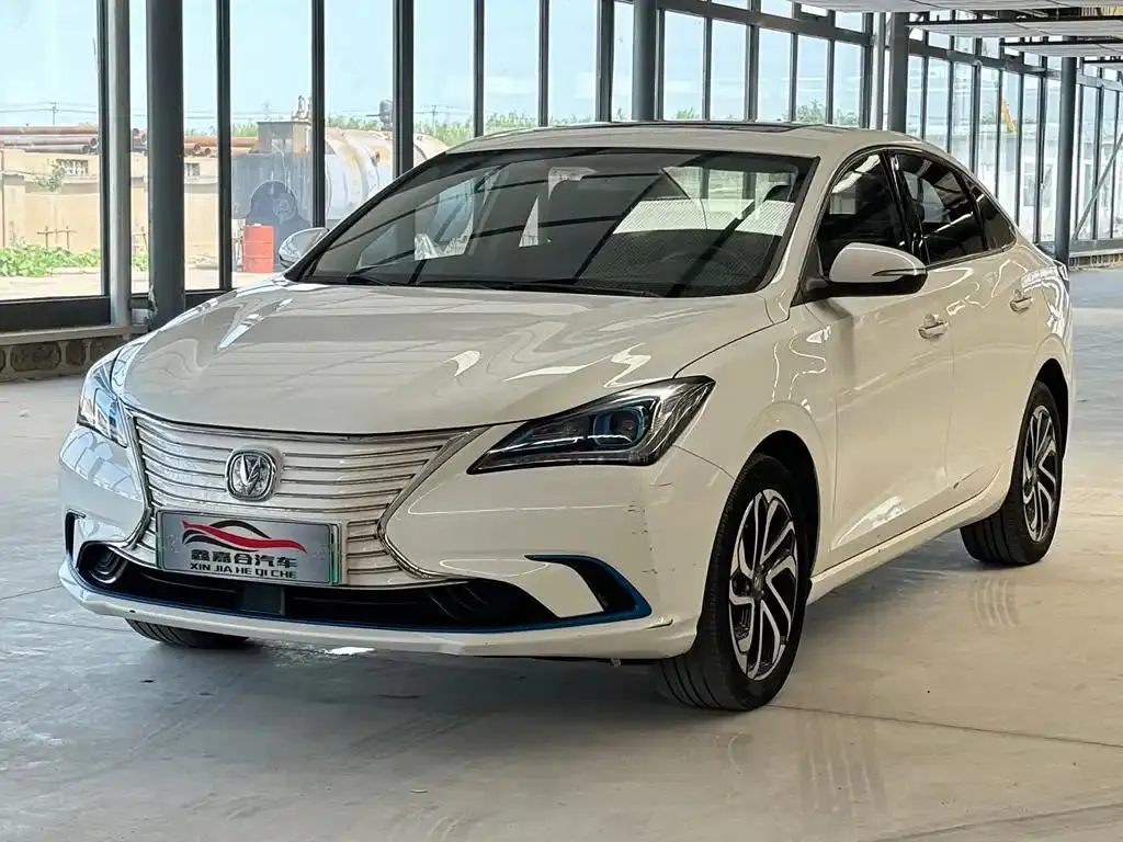 Changan Eado Eado 2019 EV460 Smart Edition — photo 1