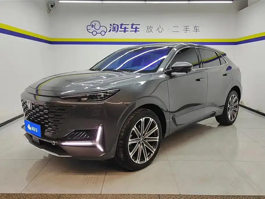 Changan UNI-K UNI-K 2023 2.0T 2WD Yueling Edition — photo 1