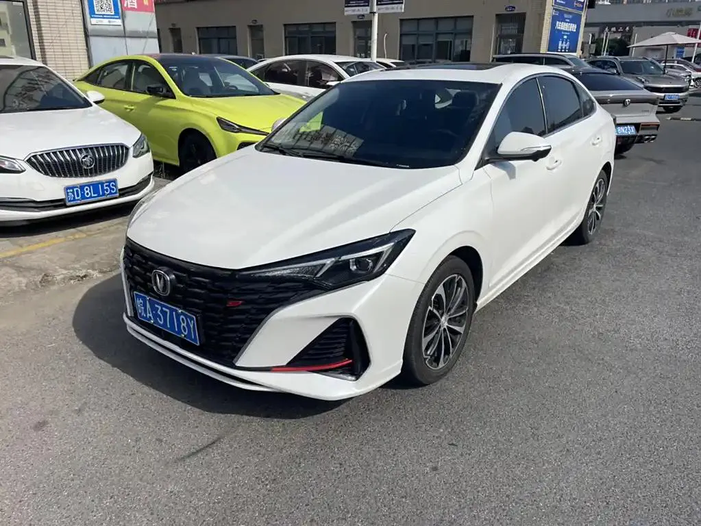 Changan Eado Eado 2022 PLUS Blue Whale NE 1.4T GDI DCT Flagship Edition — photo 1