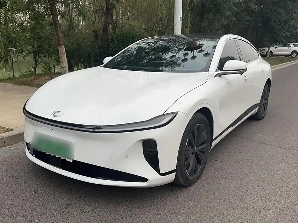 Changan Nevo A07 Nevo A07 2023 Extended Range 200 Pro — photo 1