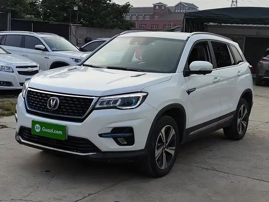 Changan CS75 CS75 2018 1.5T PHEV Pilot Edition — photo 1