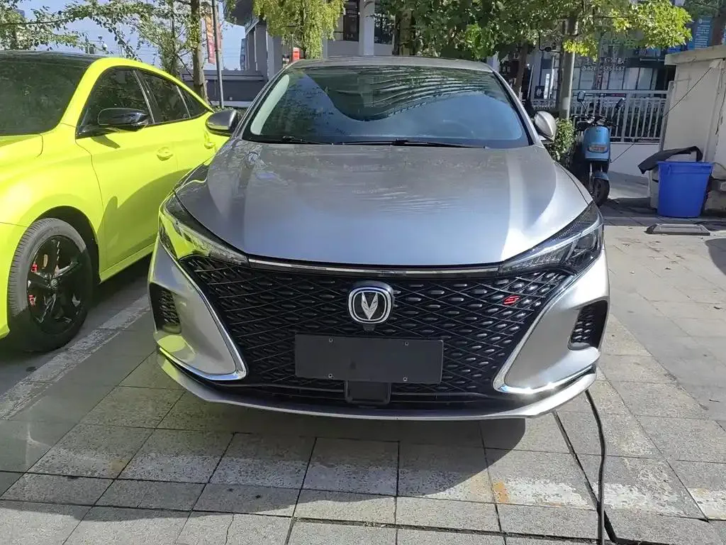 Changan Eado Eado 2021 PLUS Blue Whale NE 1.4T GDI DCT Flagship Model — photo 1