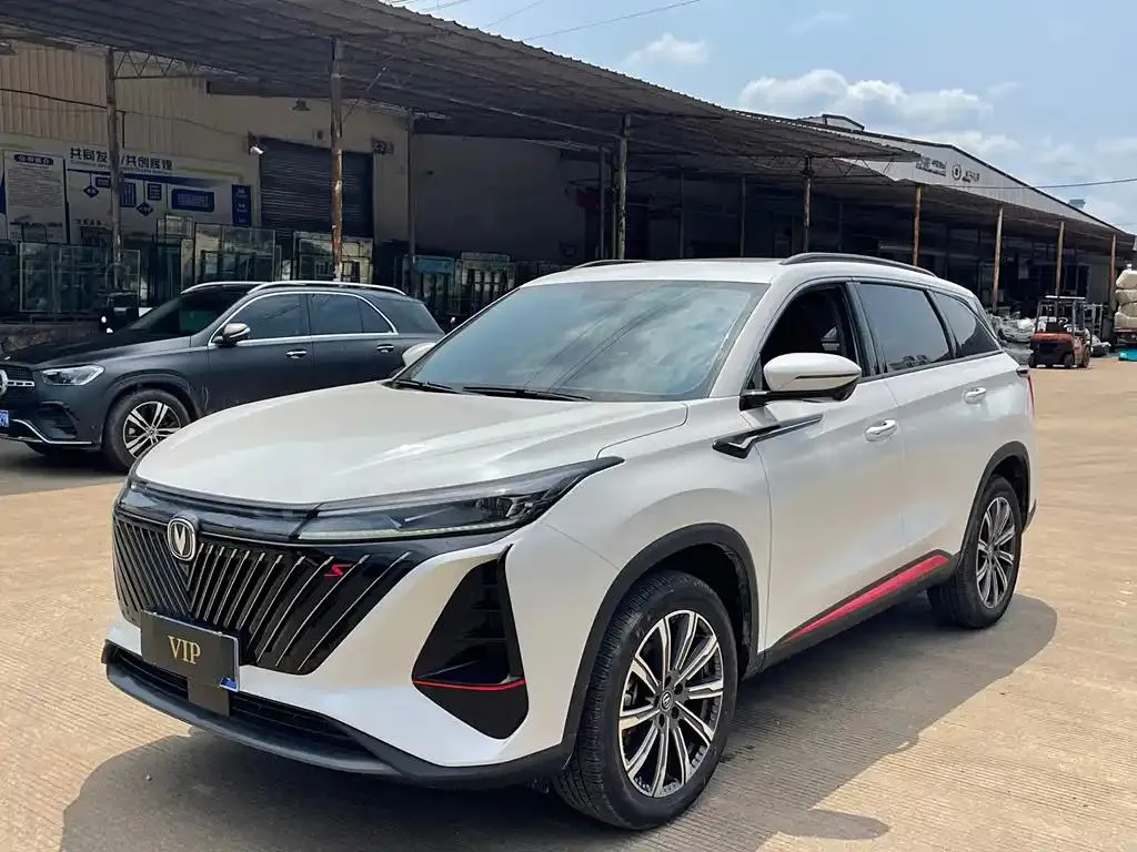 Changan CS75PLUS CS75PLUS 2022 Second Generation 2.0T Automatic Premium Edition — photo 1
