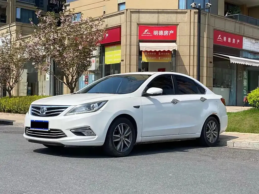 Changan Eado Eado 2016 1.6L Automatic Fashion Edition — photo 1
