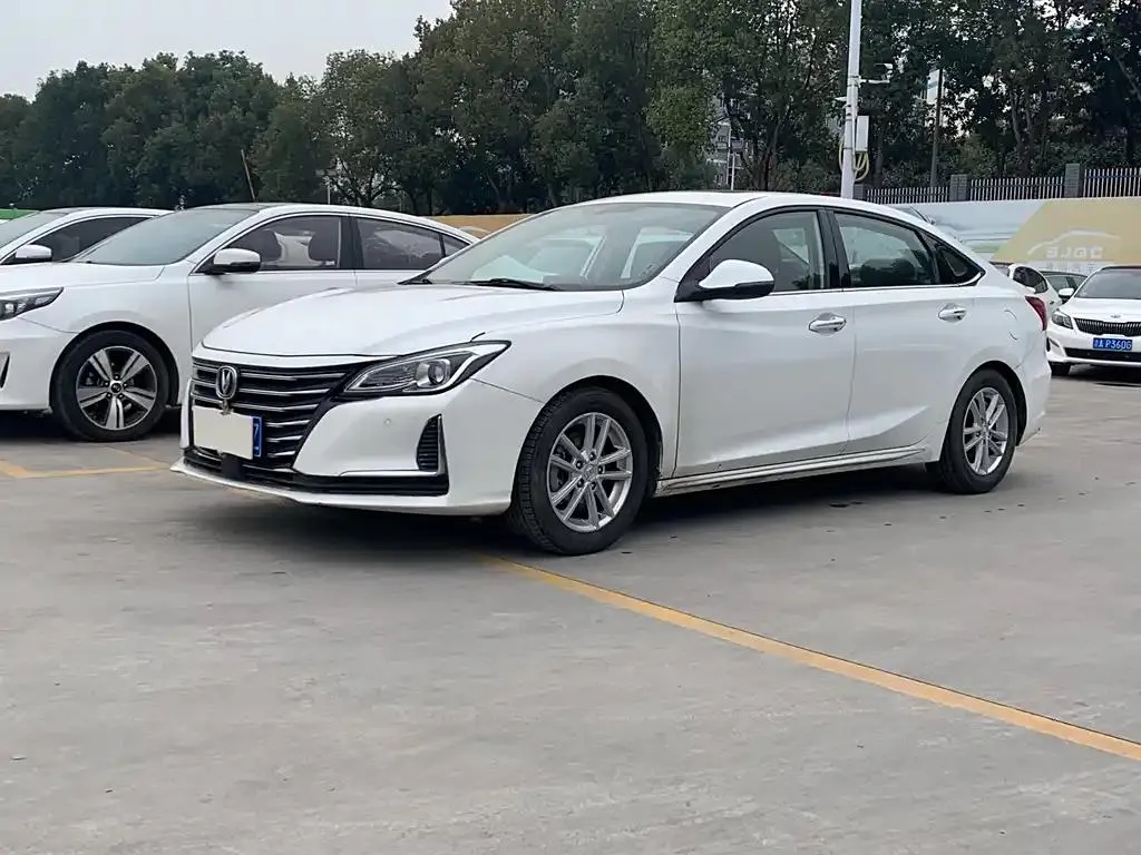 Changan Raeton CC Raeton CC 2020 1.5T Automatic Sharp Edition — photo 1