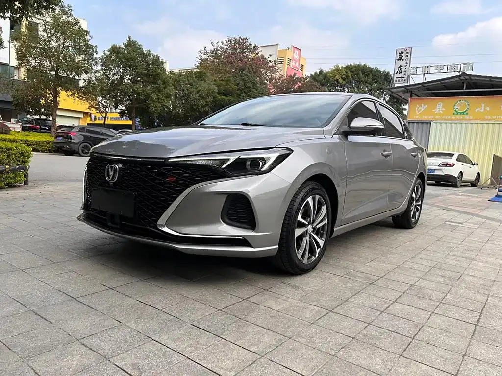 Changan Eado Eado 2020 PLUS Blue Whale NE 1.4T GDI DCT Flagship Model — photo 1