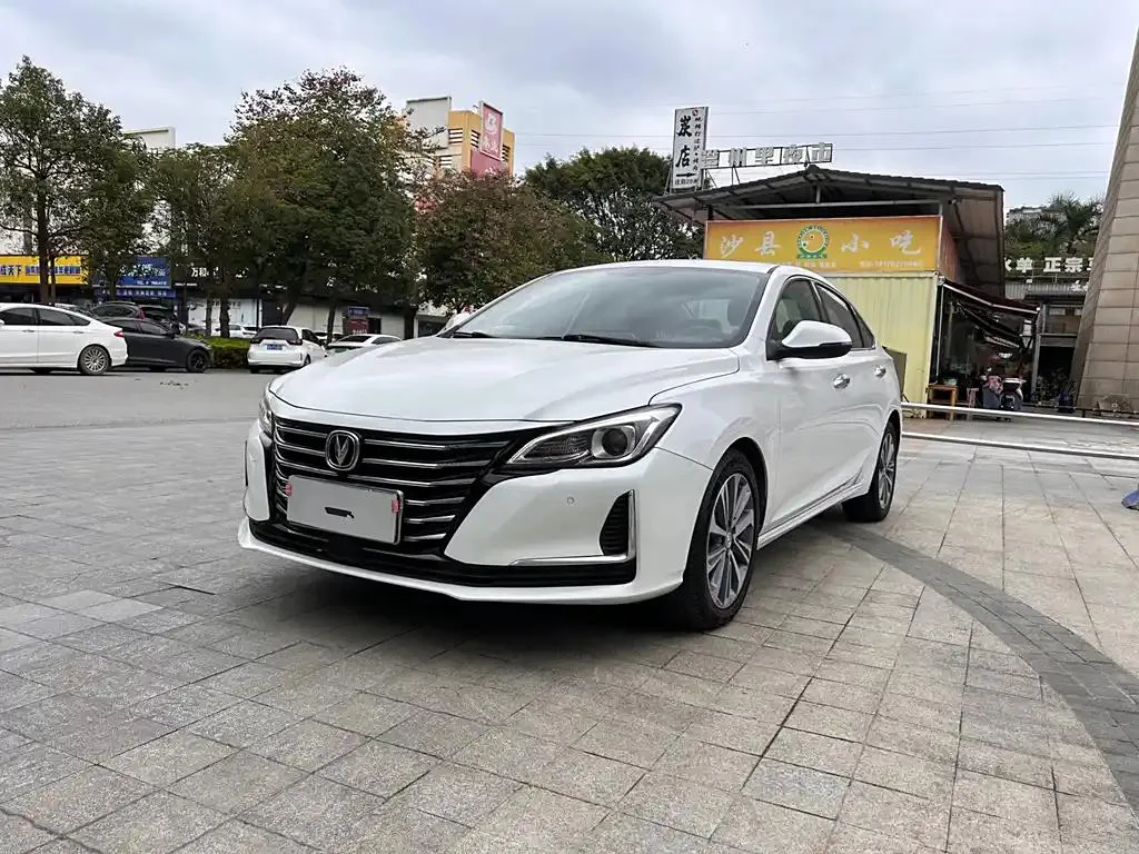 Changan Raeton CC Raeton CC 2020 1.5T Automatic Trendy Model — photo 1