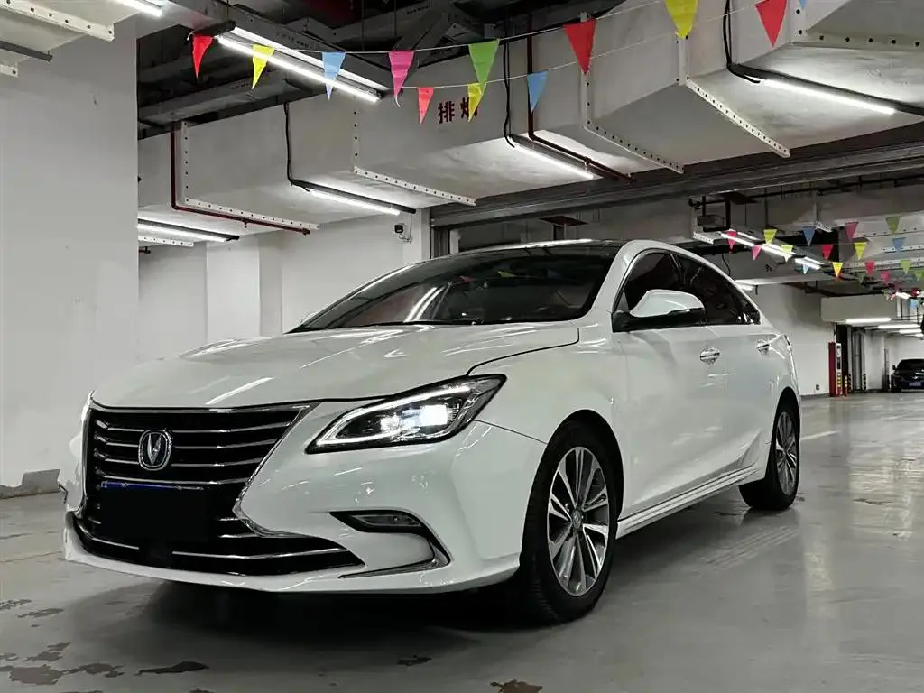 Changan Raeton CC Raeton CC 2018 1.5T Automatic Tag Heuer National V — photo 1