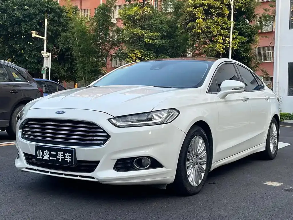 Ford Mondeo Mondeo 2013 2.0L GTDi200 Luxury — photo 1