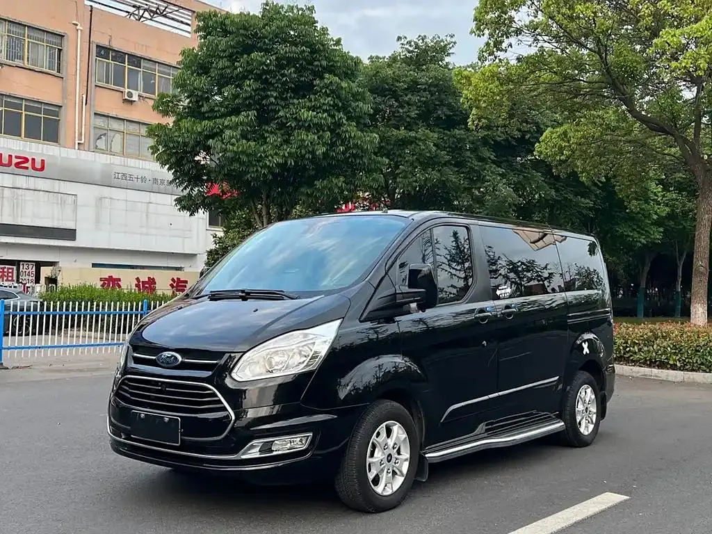 Ford Tourneo Custom Tourneo Custom 2017 2.0T Automatic Elite Edition — photo 1