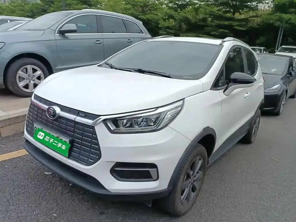 BYD Yuan New Yuan New Energy 2019 EV360 Smart Connection Enjoyment Edition — photo 1