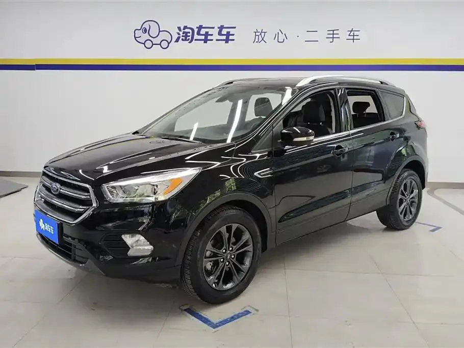Ford Kuga Kuga 2019 EcoBoost 180 2WD Platinum Wing National VI — photo 1