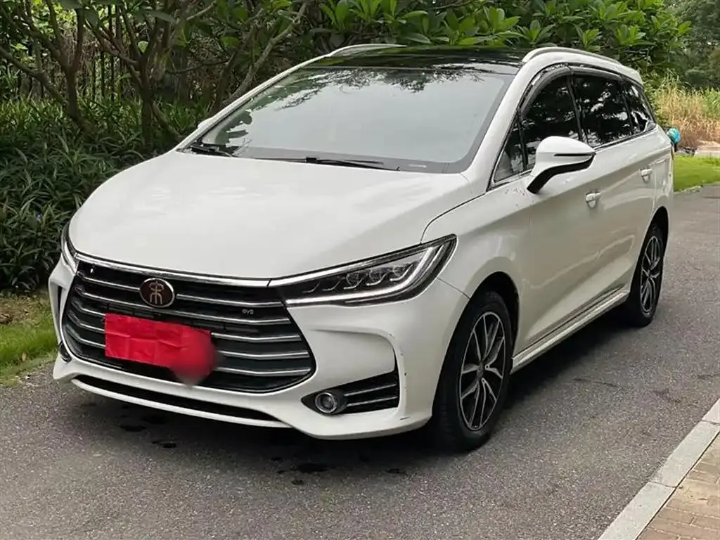 BYD Song MAX Song MAX 2017 1.5T Automatic Intelligent Link Elite 7 Seaters — photo 1