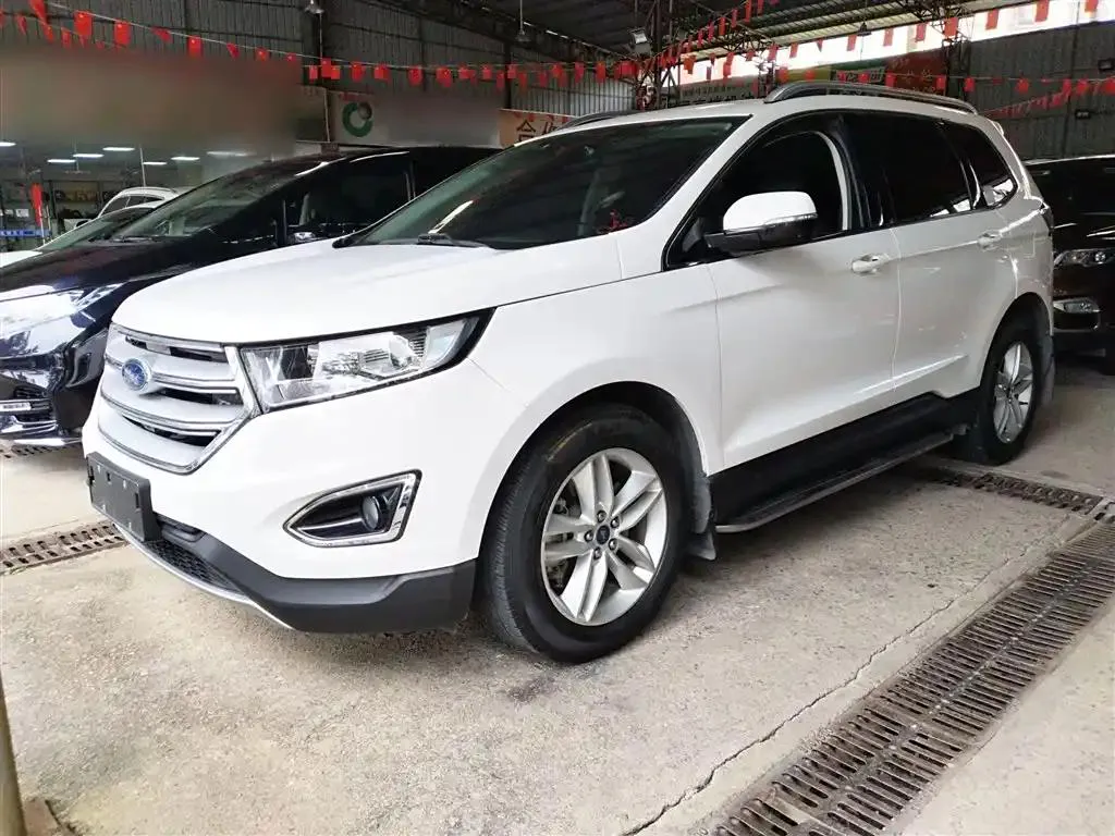 Ford Edge Edge 2015 2.0T GTDi 2WD Sedan — photo 1