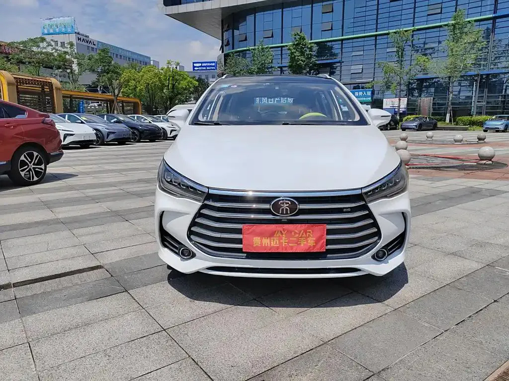 BYD Song MAX Song MAX 2018 1.5T Automatic Intelligent Link Elite 6 Seaters — photo 1