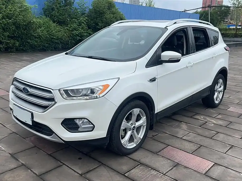 Ford Kuga Kuga 2018 EcoBoost 180 2WD Platinum Wing — photo 1