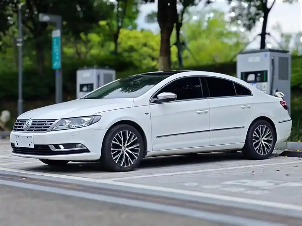FAW-Volkswagen CC CC 2013 3.0FSI V6 — photo 1
