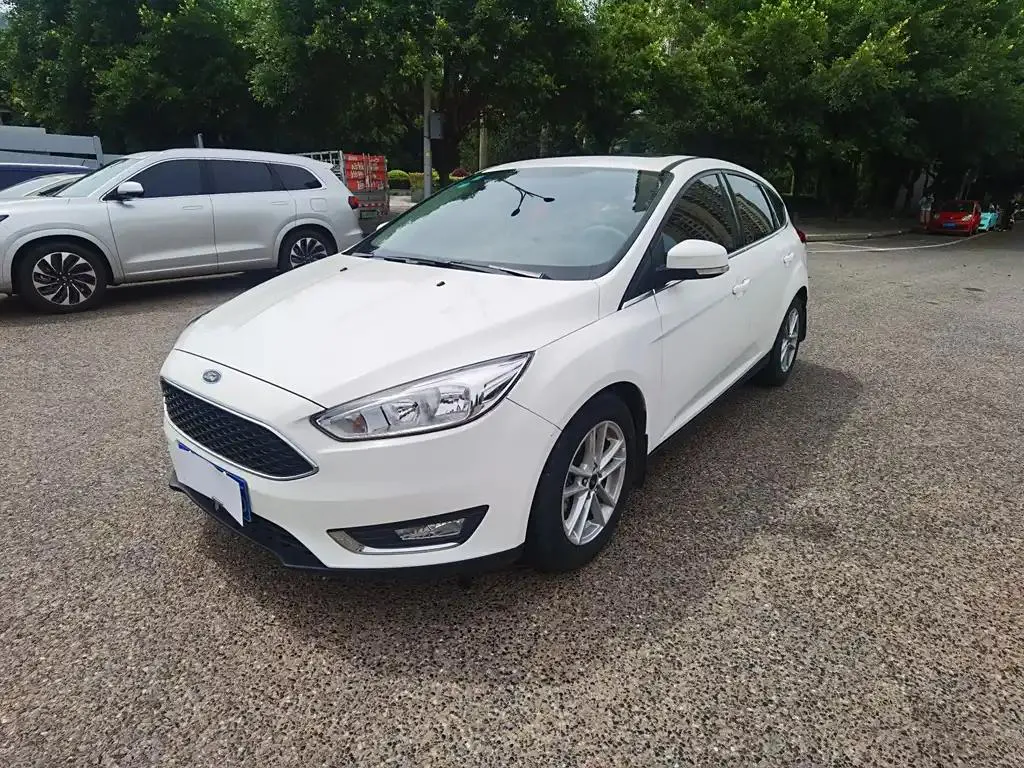 Ford Focus Focus 2018 Hatchback Classic EcoBoost 180 Automatic Elite — photo 1