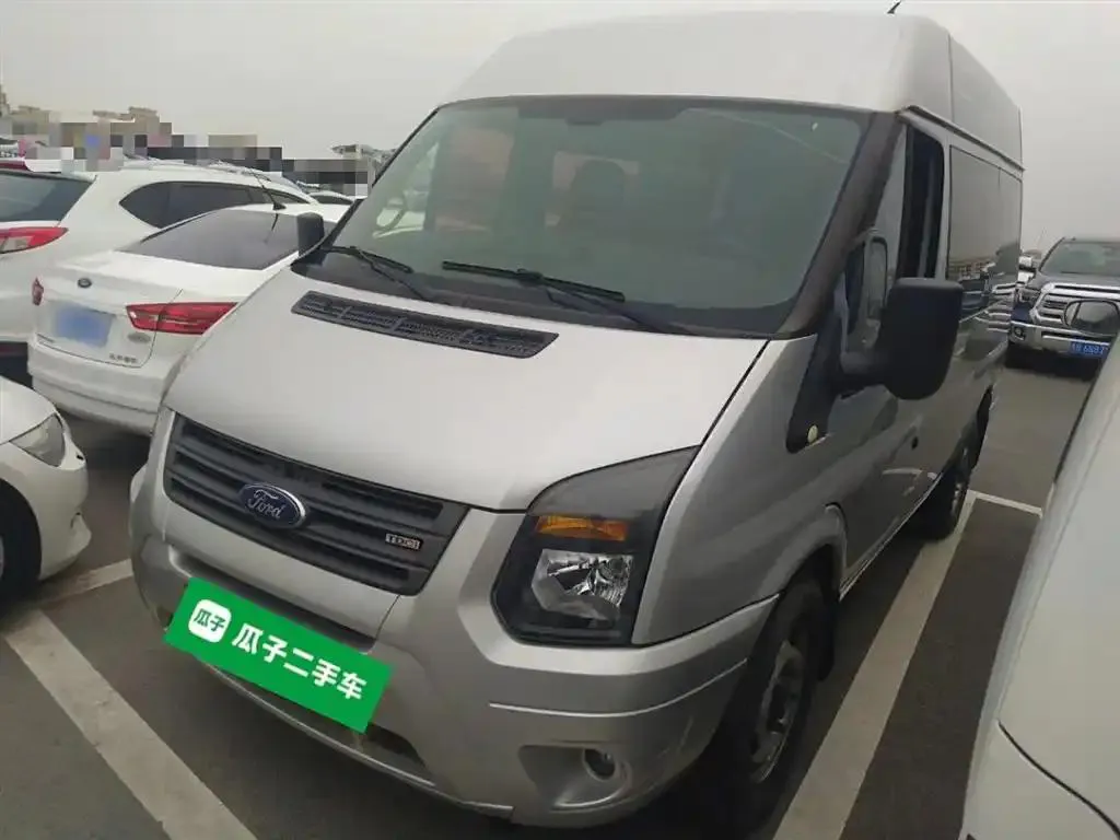 Ford Ford New Generation — Silver Gray