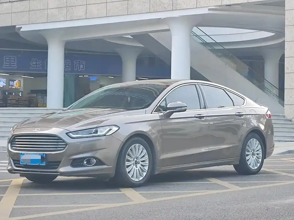 Ford Mondeo Mondeo 2013 2.0L GTDi200 Fashion Edition — photo 1