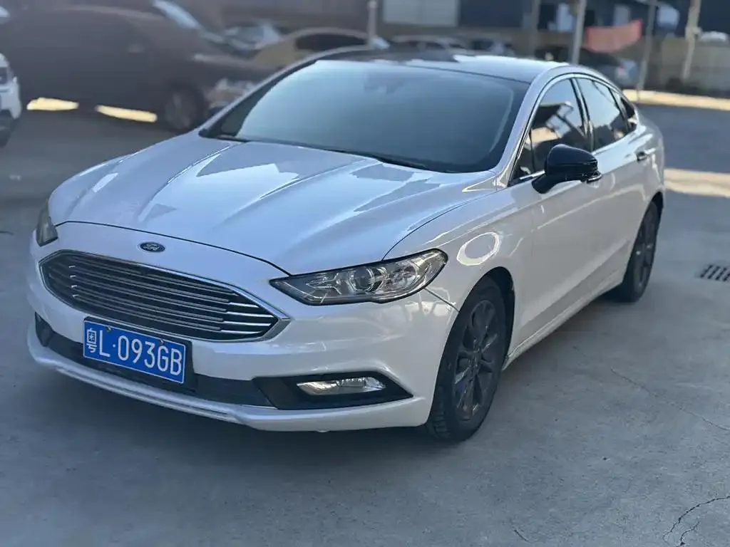 Ford Mondeo Mondeo 2017 EcoBoost 200 Fashion — photo 1