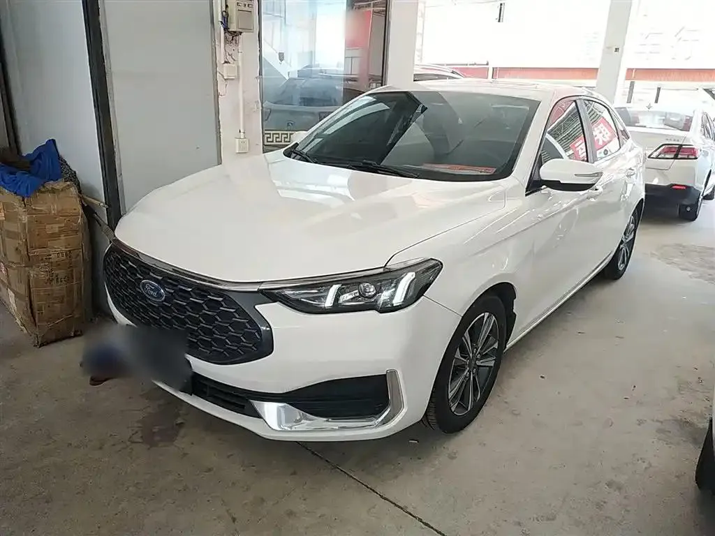 Ford Escort Escort 2021 1.5L Automatic Diamond Edition — photo 1