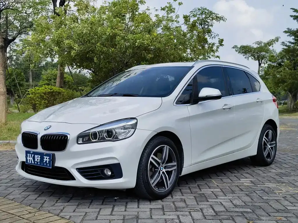 BMW 2 Series 2 Series Touring (Imported) 2014 220i Luxury Design Package — photo 1